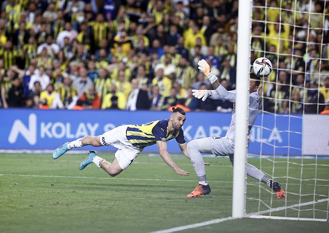 英超：諾丁漢森林2-1曼聯 拉師傅破門無法拯救局面 紅魔近六戰僅一勝.